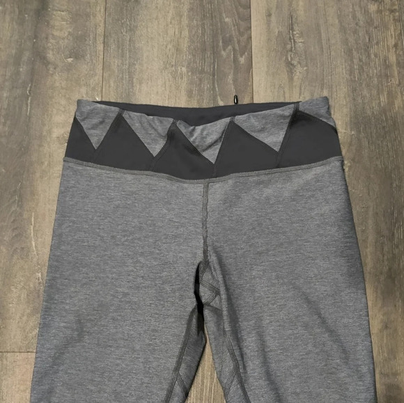 Lululemon Run Inspire Crop Leggings - Picture 5 of 9